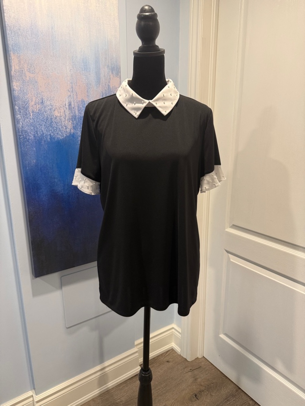 Karl Lagerfeld Black Short-Sleeve Top with White Studded Collar - Picture 1 of 6
